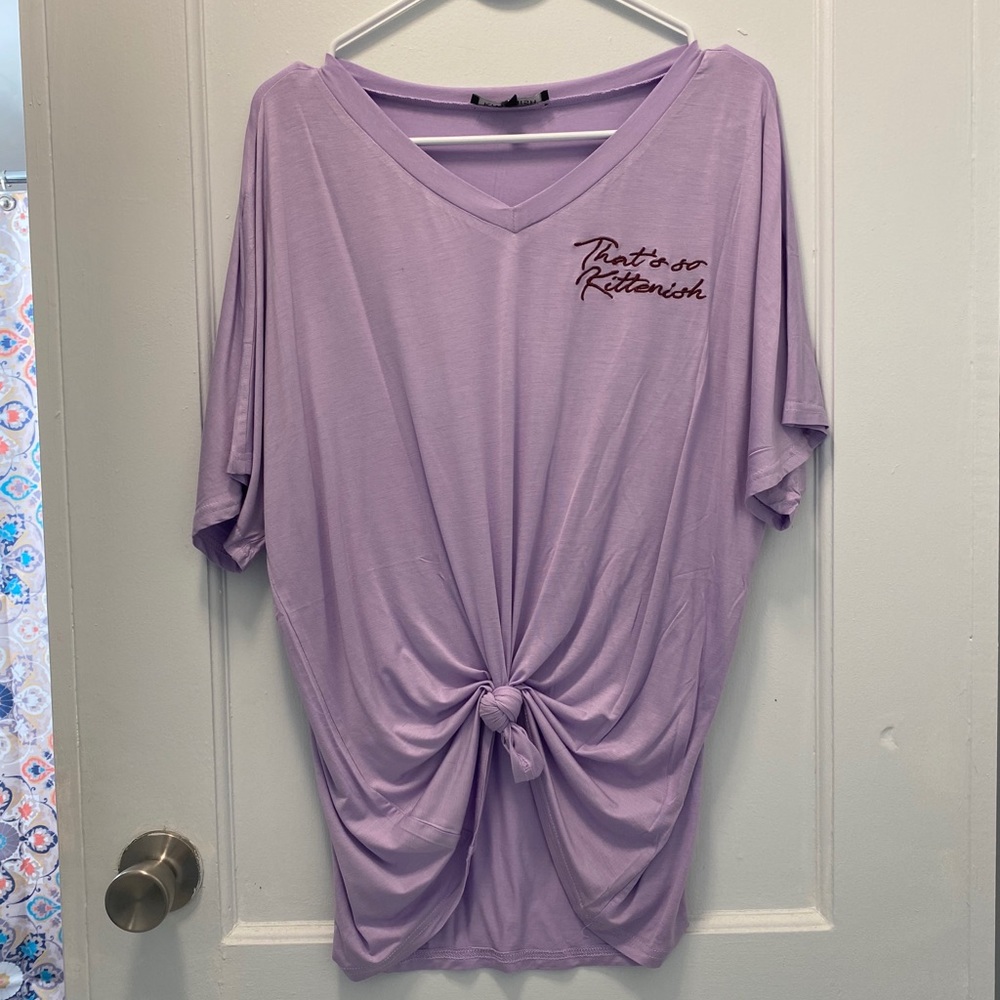 Kittenish Tee
